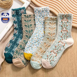 5 Pairs Retro Harajuku Embroidered Women Socks